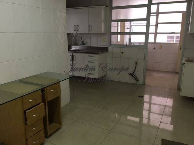 Apartamento à venda com 3 quartos, 130m² - Foto 5