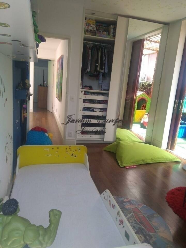 Sobrado à venda com 3 quartos, 240m² - Foto 18