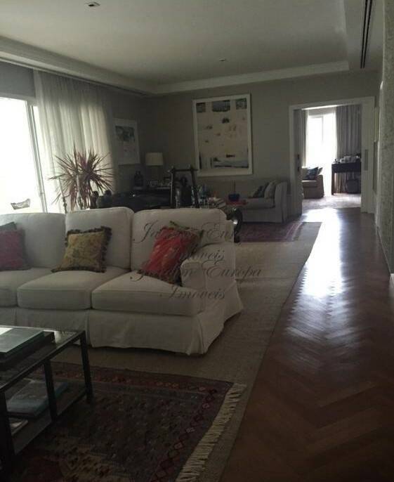 Apartamento para alugar com 4 quartos, 397m² - Foto 14