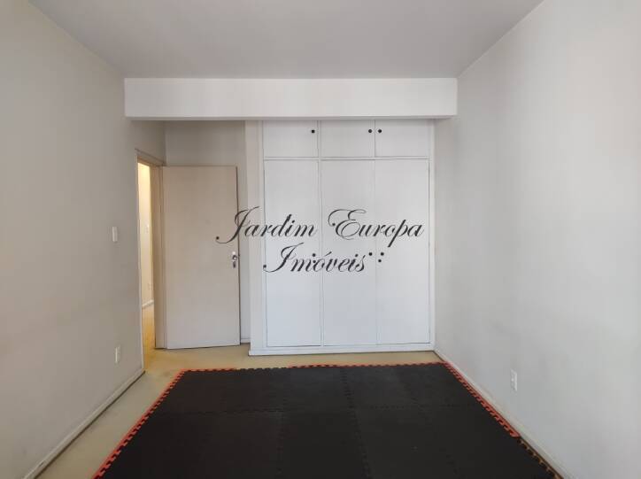 Apartamento à venda com 3 quartos, 186m² - Foto 17