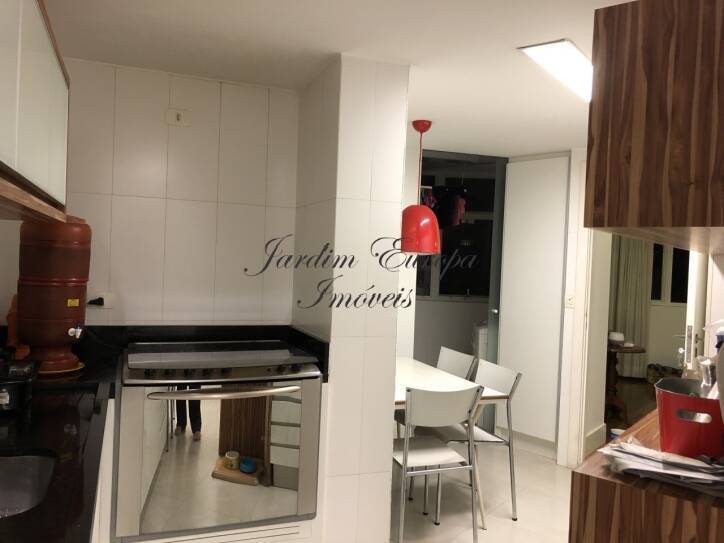 Apartamento à venda e aluguel com 3 quartos, 178m² - Foto 8