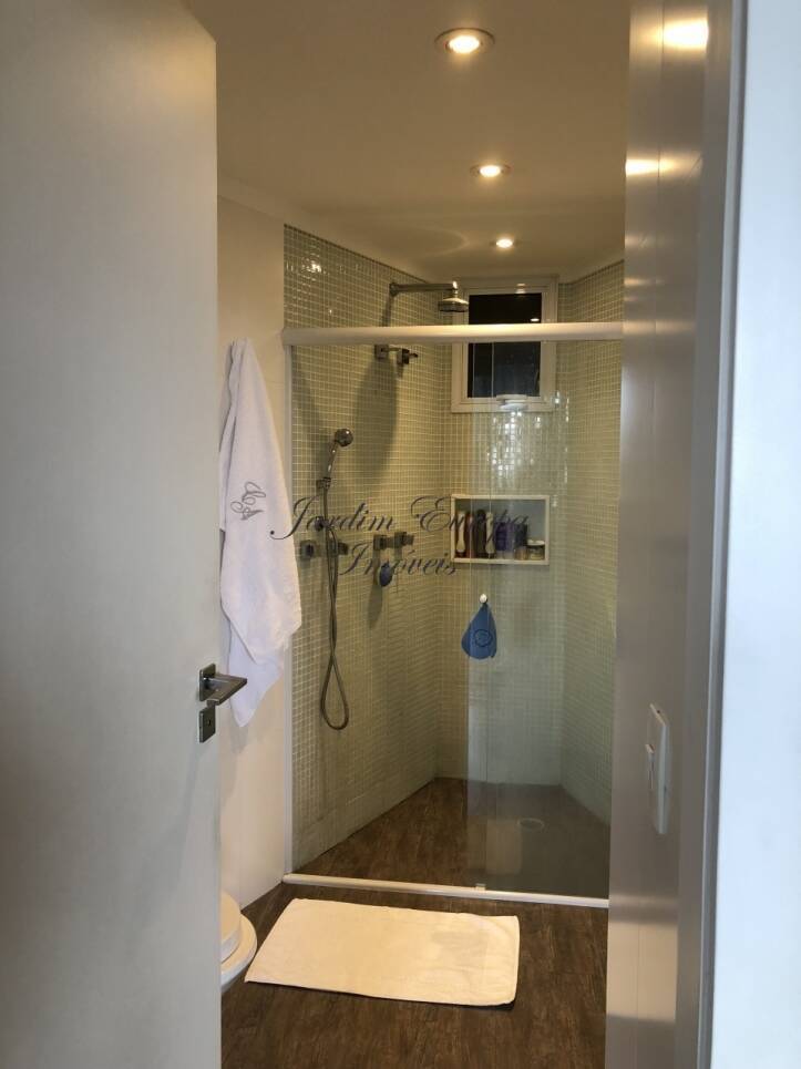 Apartamento à venda e aluguel com 3 quartos, 178m² - Foto 7