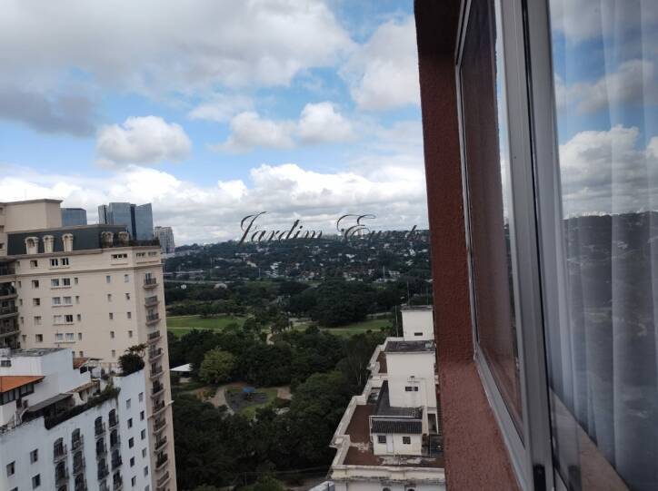 Apartamento para alugar com 3 quartos, 236m² - Foto 6