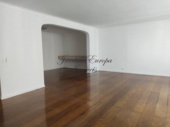 Apartamento para alugar com 3 quartos, 236m² - Foto 4