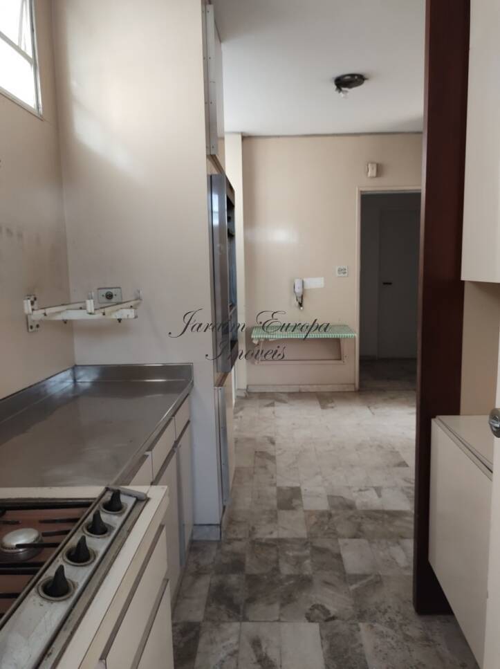 Apartamento à venda com 3 quartos, 300m² - Foto 22