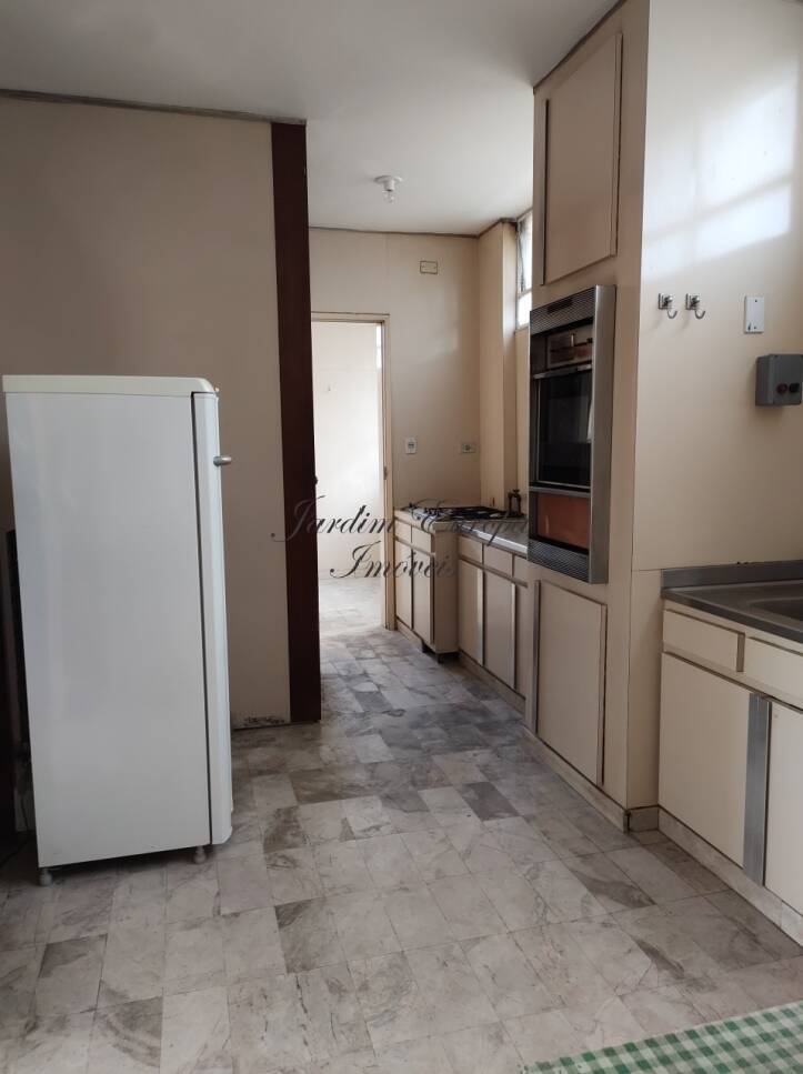 Apartamento à venda com 3 quartos, 300m² - Foto 25