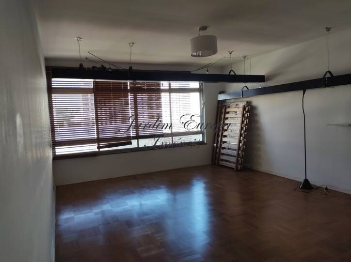 Apartamento para alugar com 3 quartos, 147m² - Foto 2