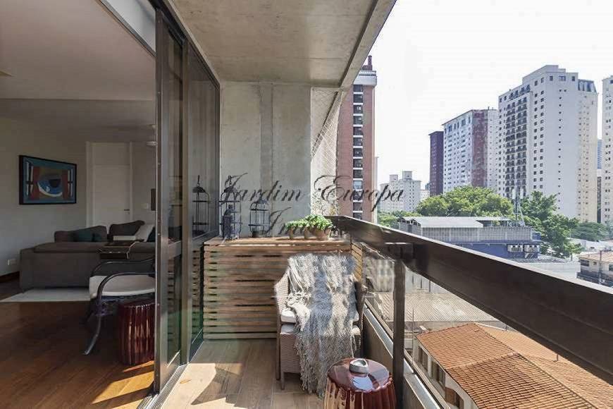 Apartamento à venda e aluguel com 3 quartos, 230m² - Foto 7