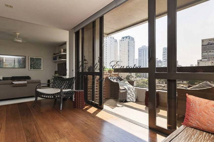 Apartamento à venda e aluguel com 3 quartos, 230m² - Foto 6