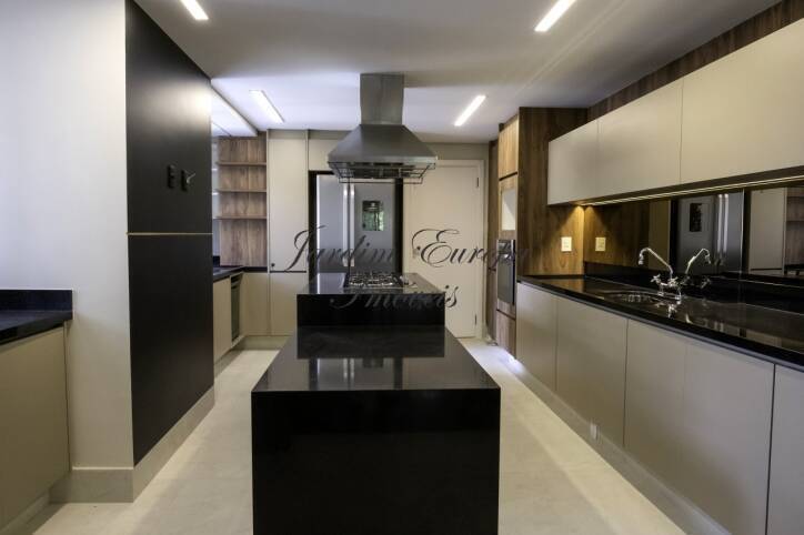 Apartamento à venda com 3 quartos, 306m² - Foto 24