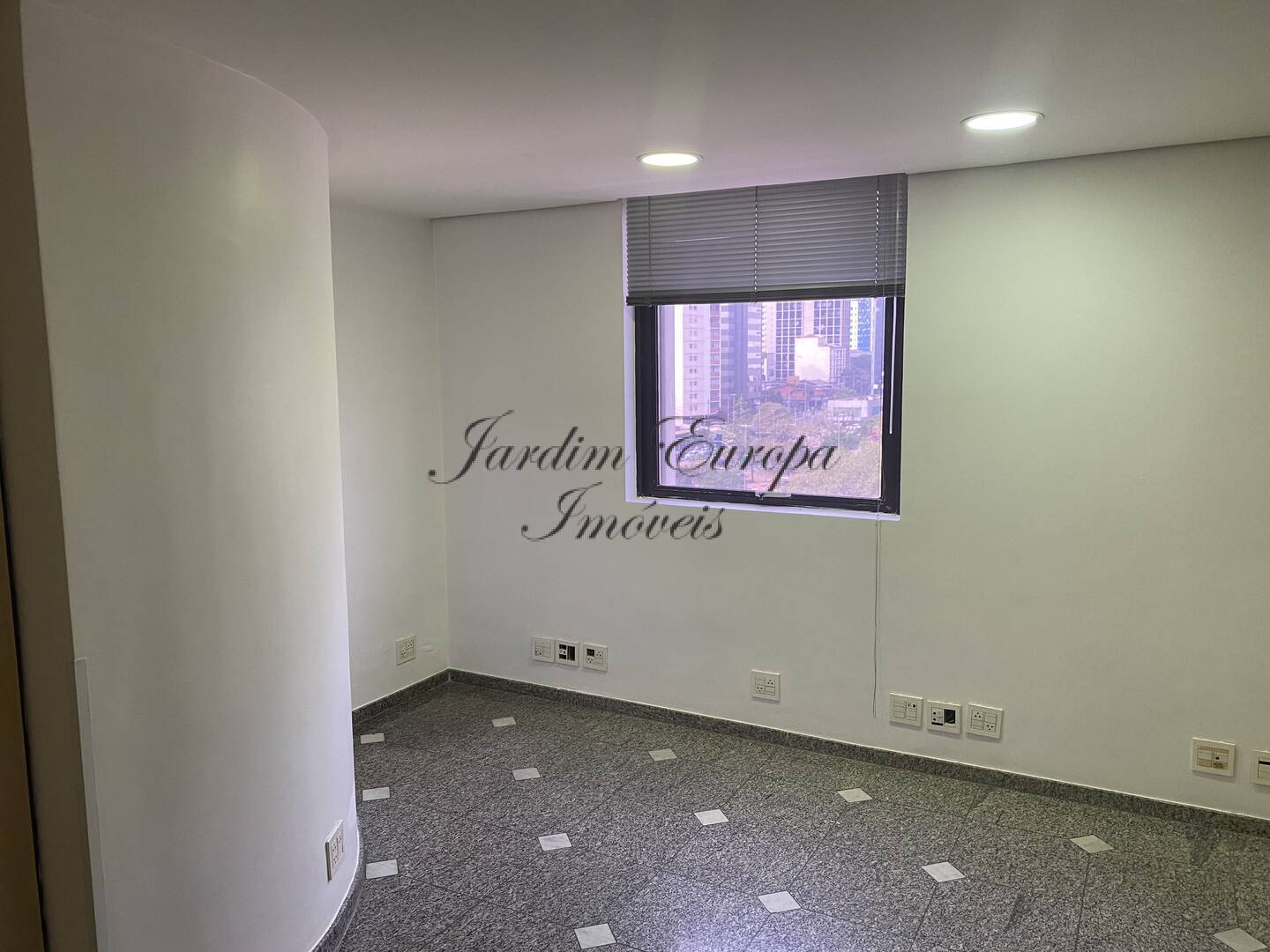 Conjunto Comercial-Sala à venda e aluguel, 196m² - Foto 13