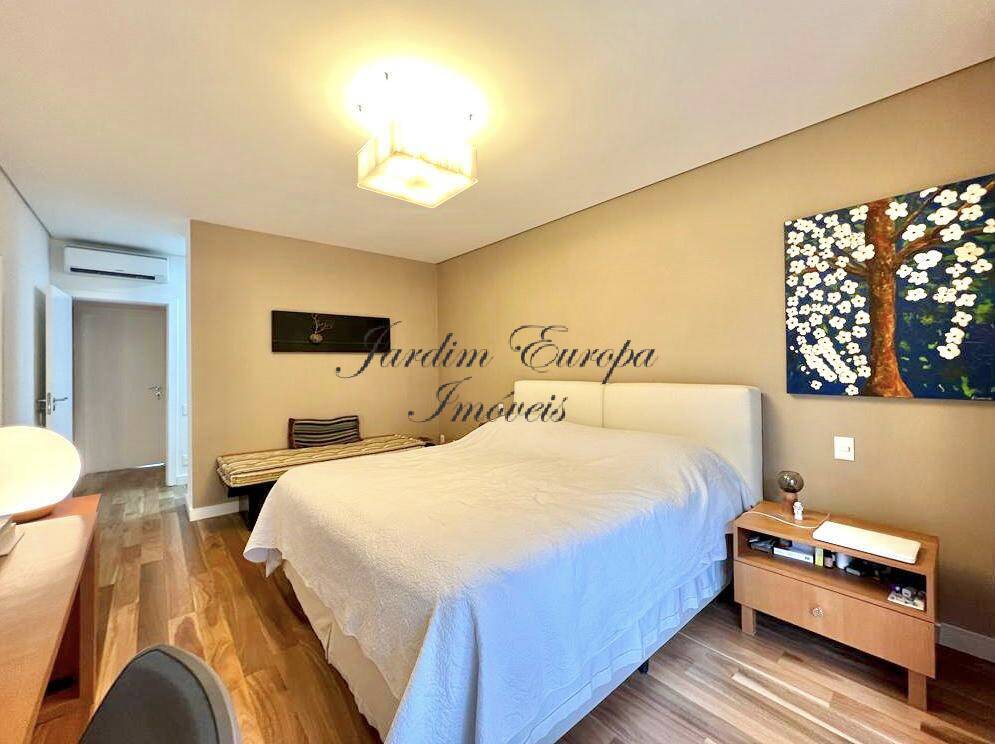 Apartamento à venda com 2 quartos, 200m² - Foto 11