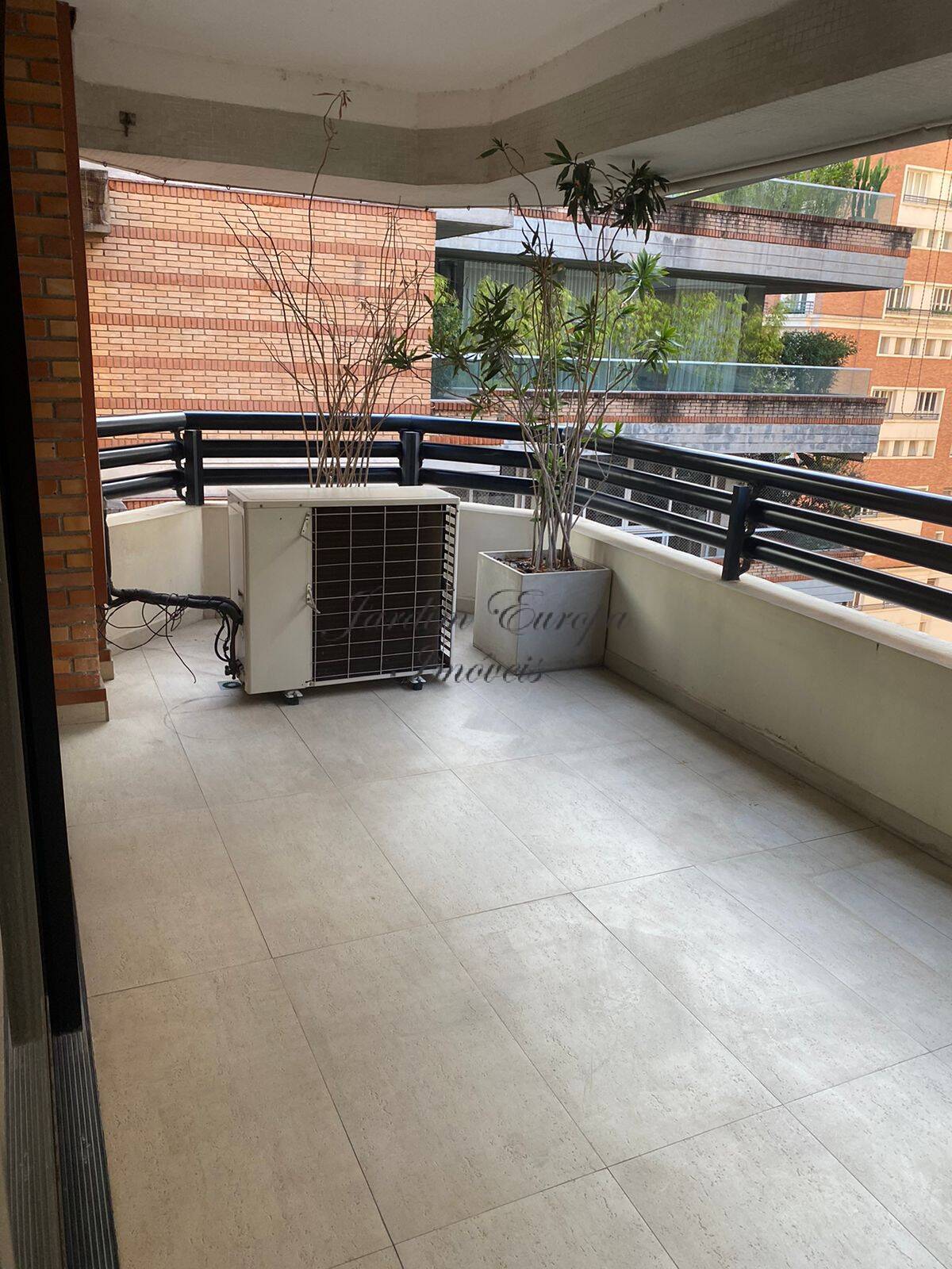 Apartamento para alugar com 3 quartos, 285m² - Foto 6