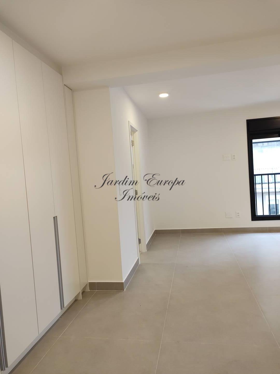 Apartamento para alugar com 3 quartos, 187m² - Foto 13