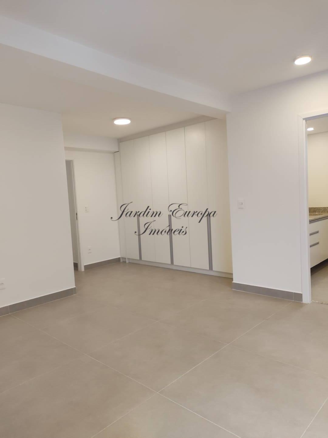 Apartamento para alugar com 3 quartos, 187m² - Foto 14