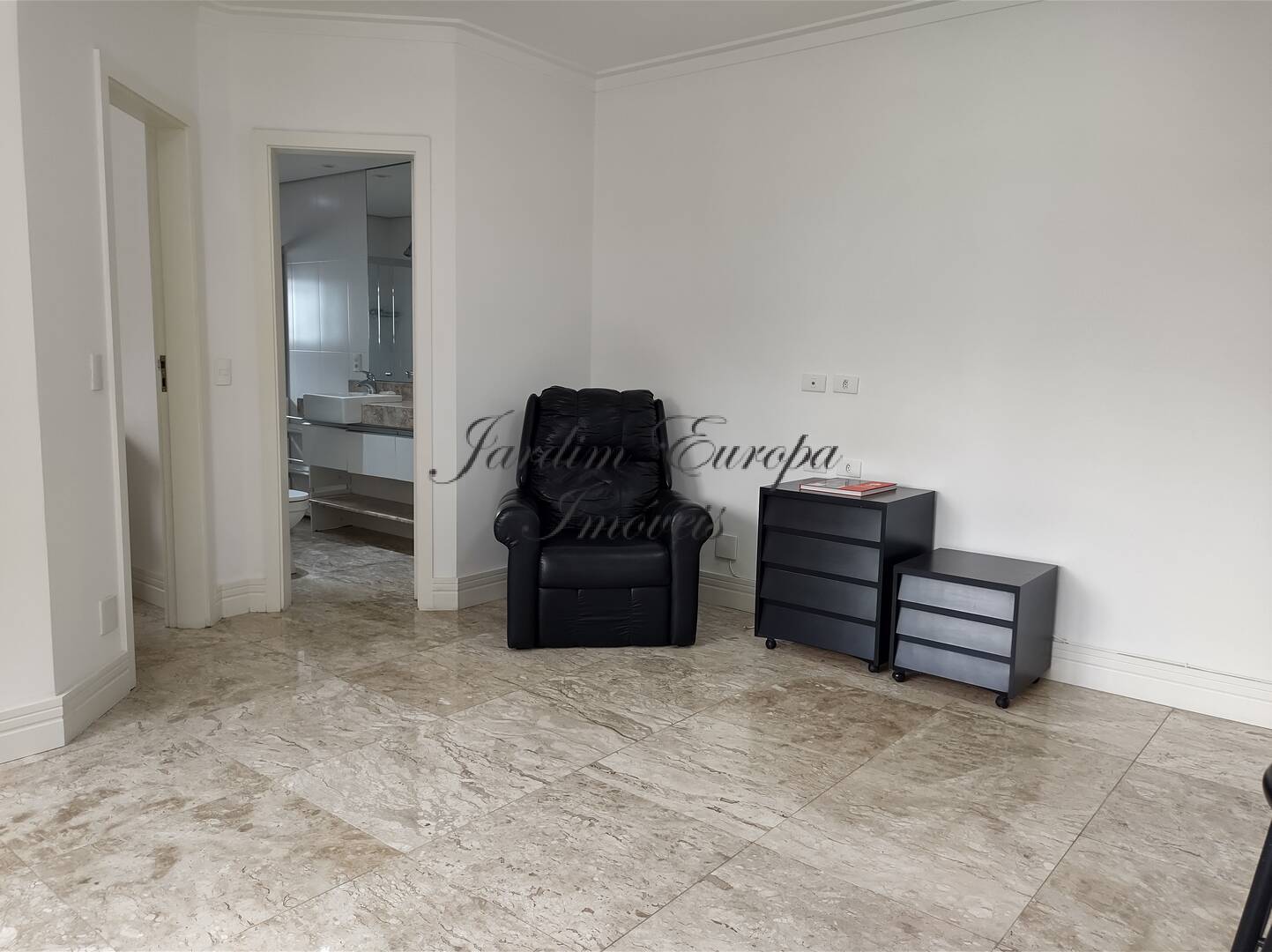 Apartamento para alugar com 1 quarto, 45m² - Foto 3