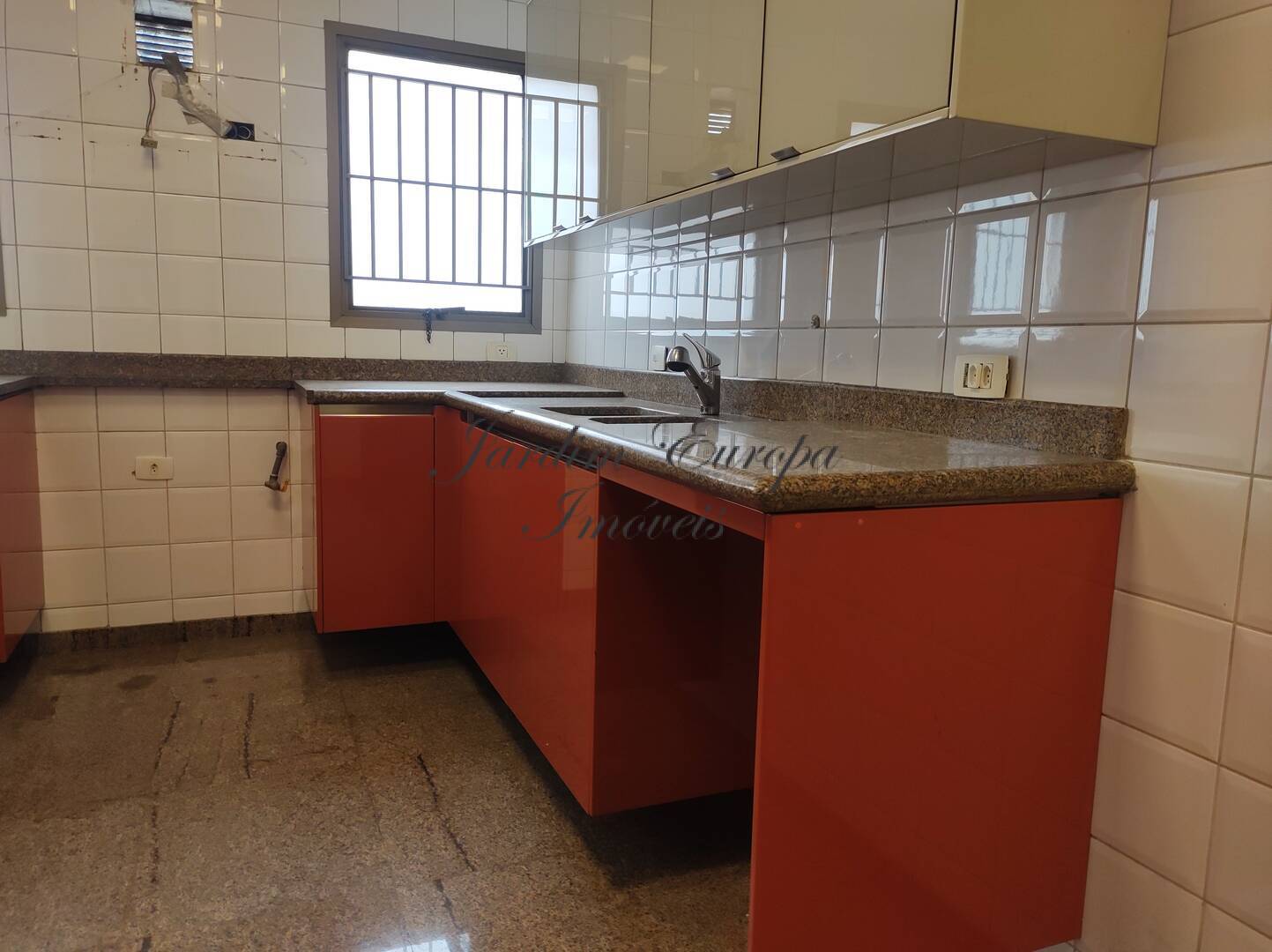 Apartamento para alugar com 4 quartos, 250m² - Foto 22