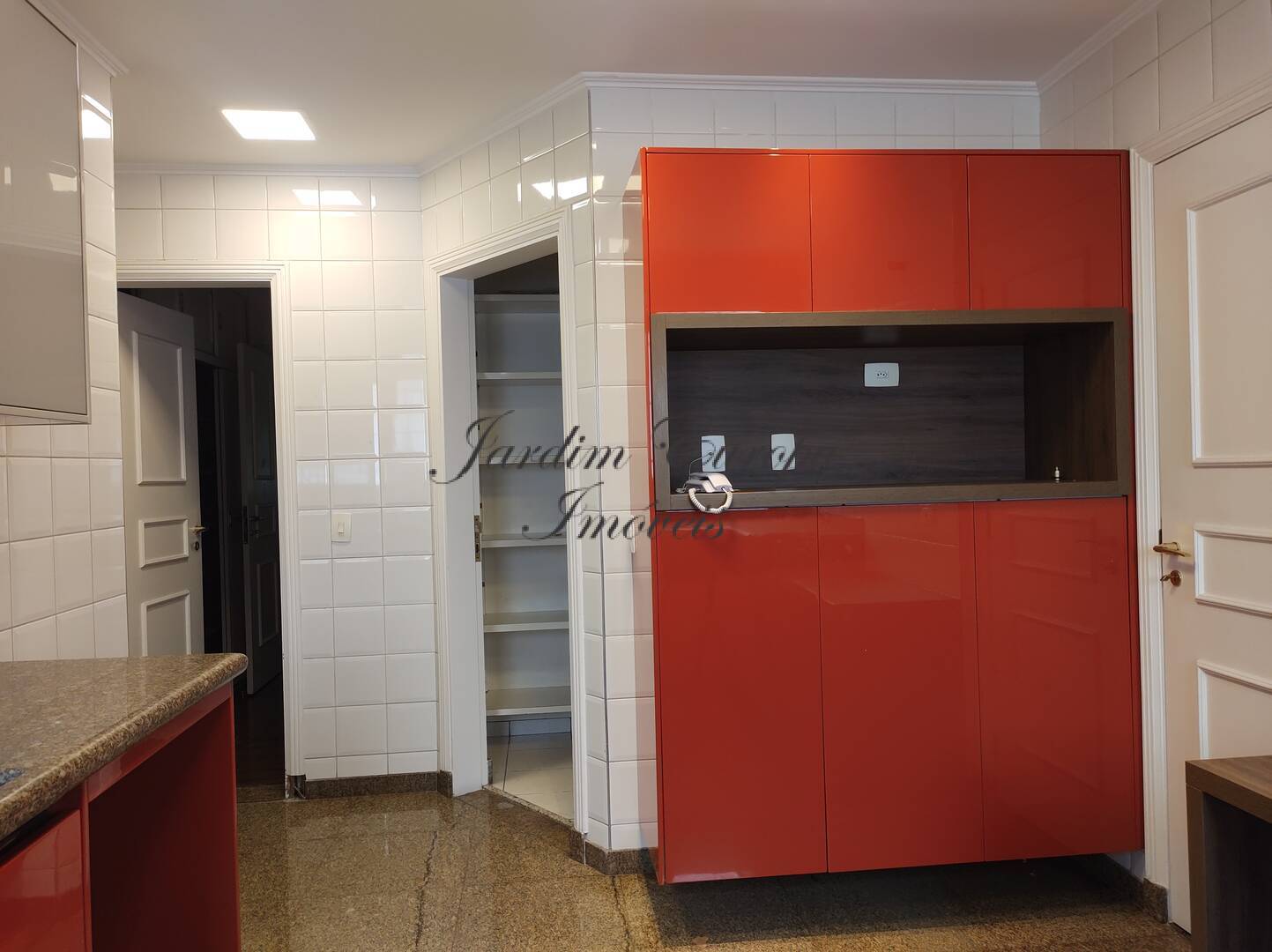 Apartamento para alugar com 4 quartos, 250m² - Foto 21