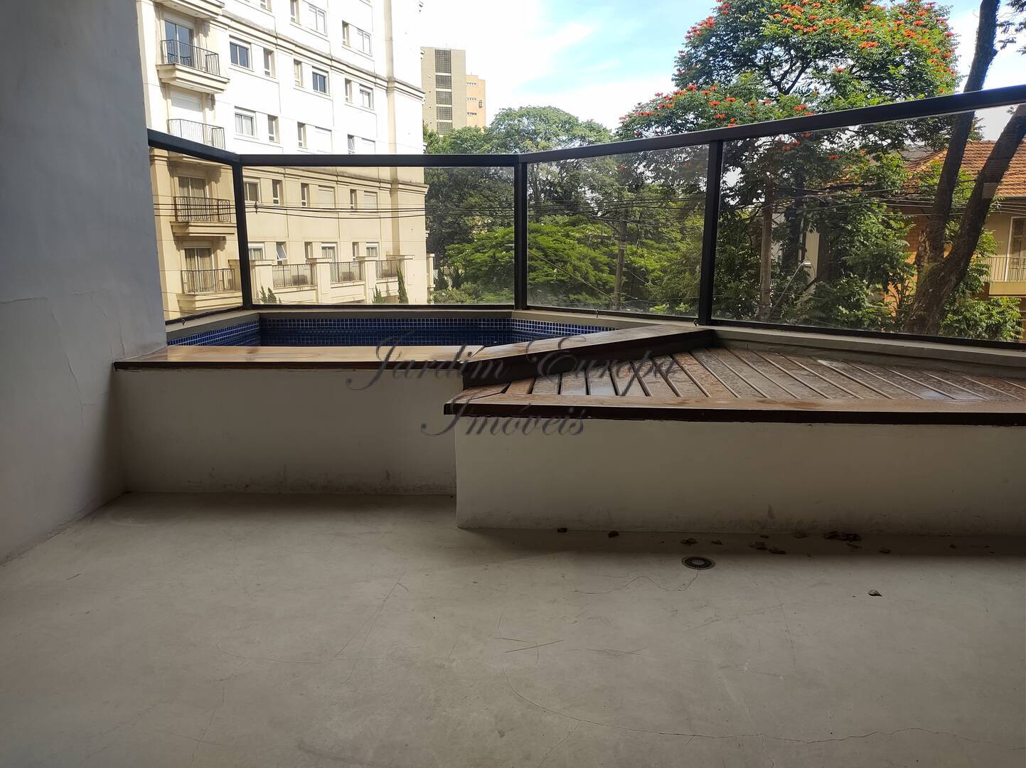 Apartamento para alugar com 3 quartos, 165m² - Foto 6