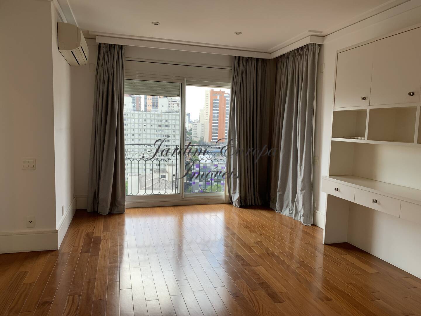 Apartamento à venda e aluguel com 3 quartos, 350m² - Foto 14