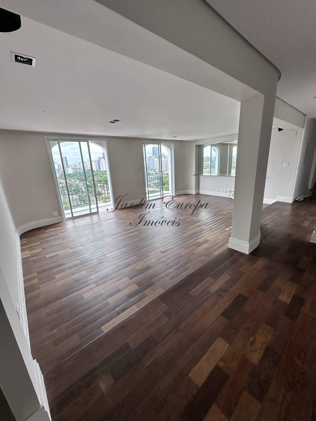 Cobertura à venda com 2 quartos, 315m² - Foto 18