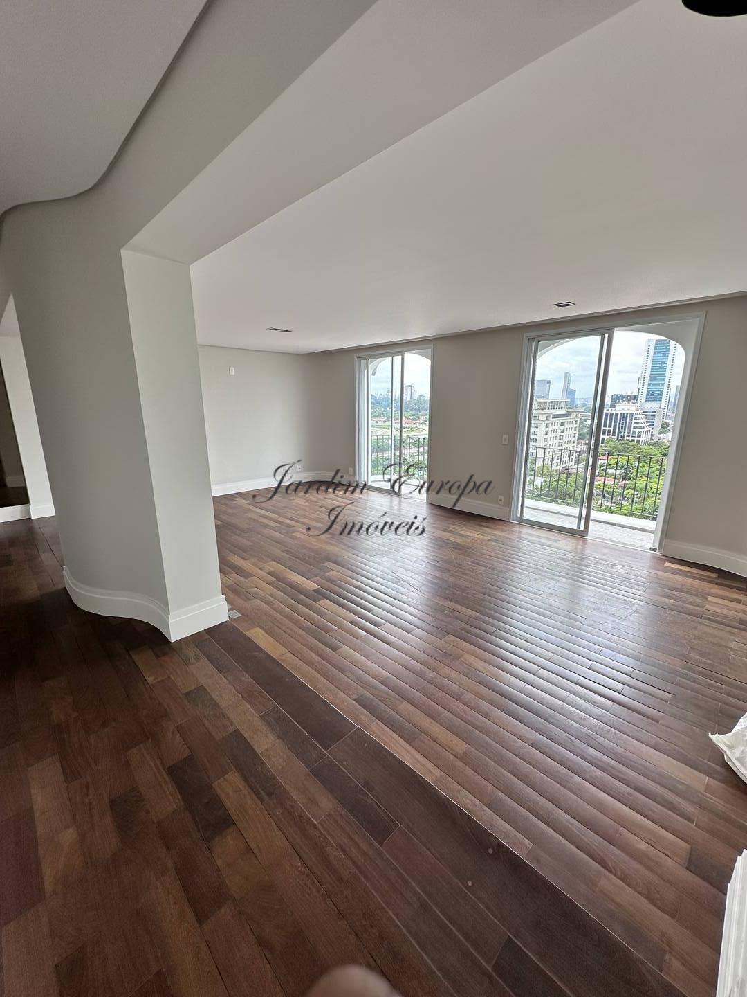 Cobertura à venda com 2 quartos, 315m² - Foto 12