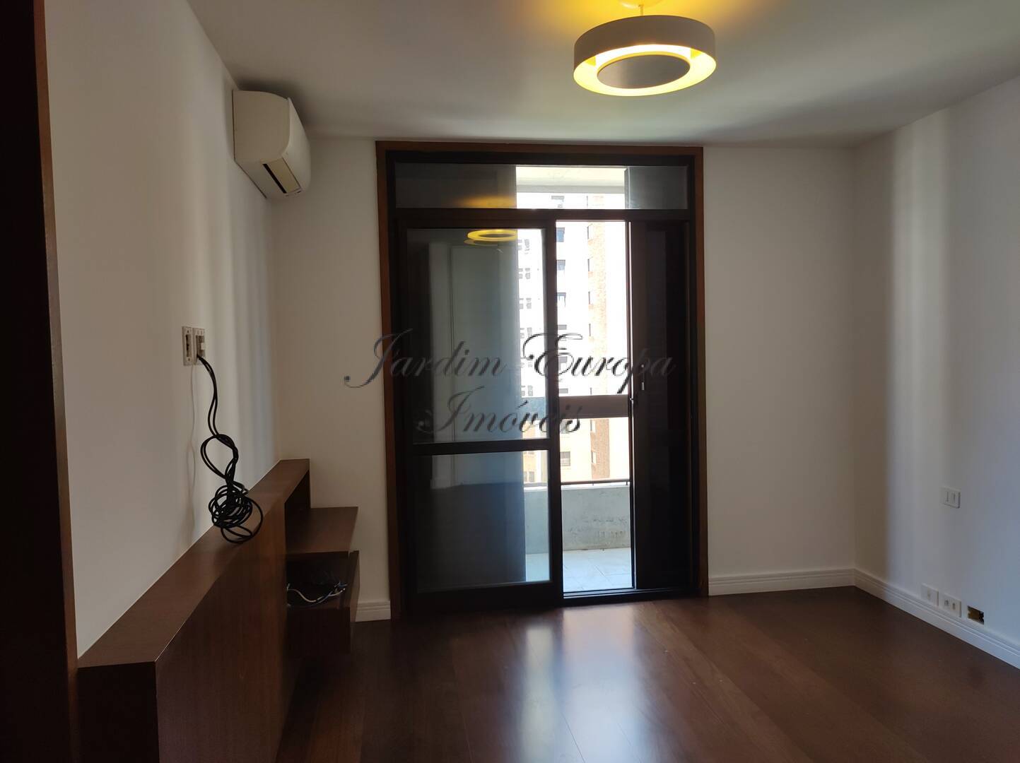 Apartamento para alugar com 3 quartos, 230m² - Foto 19