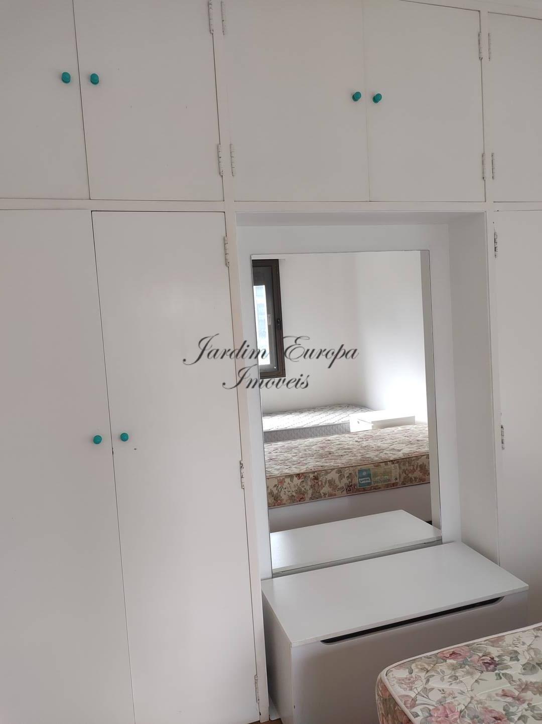 Apartamento para alugar com 2 quartos, 130m² - Foto 6