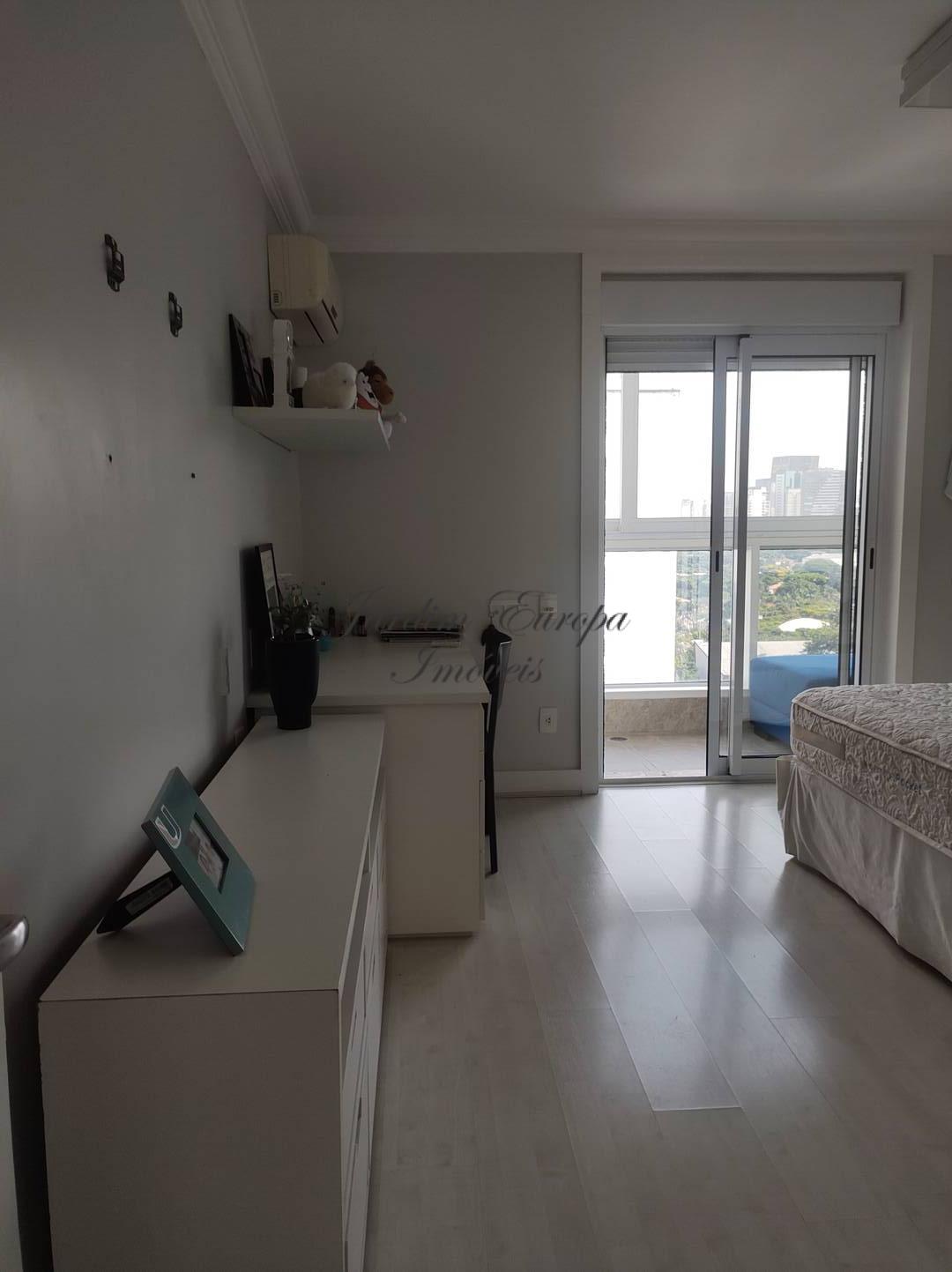 Apartamento para alugar com 3 quartos, 304m² - Foto 33