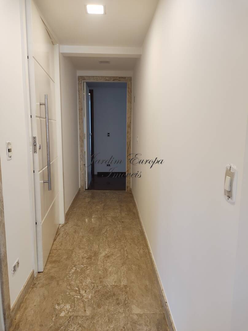 Apartamento à venda e aluguel com 3 quartos, 160m² - Foto 7