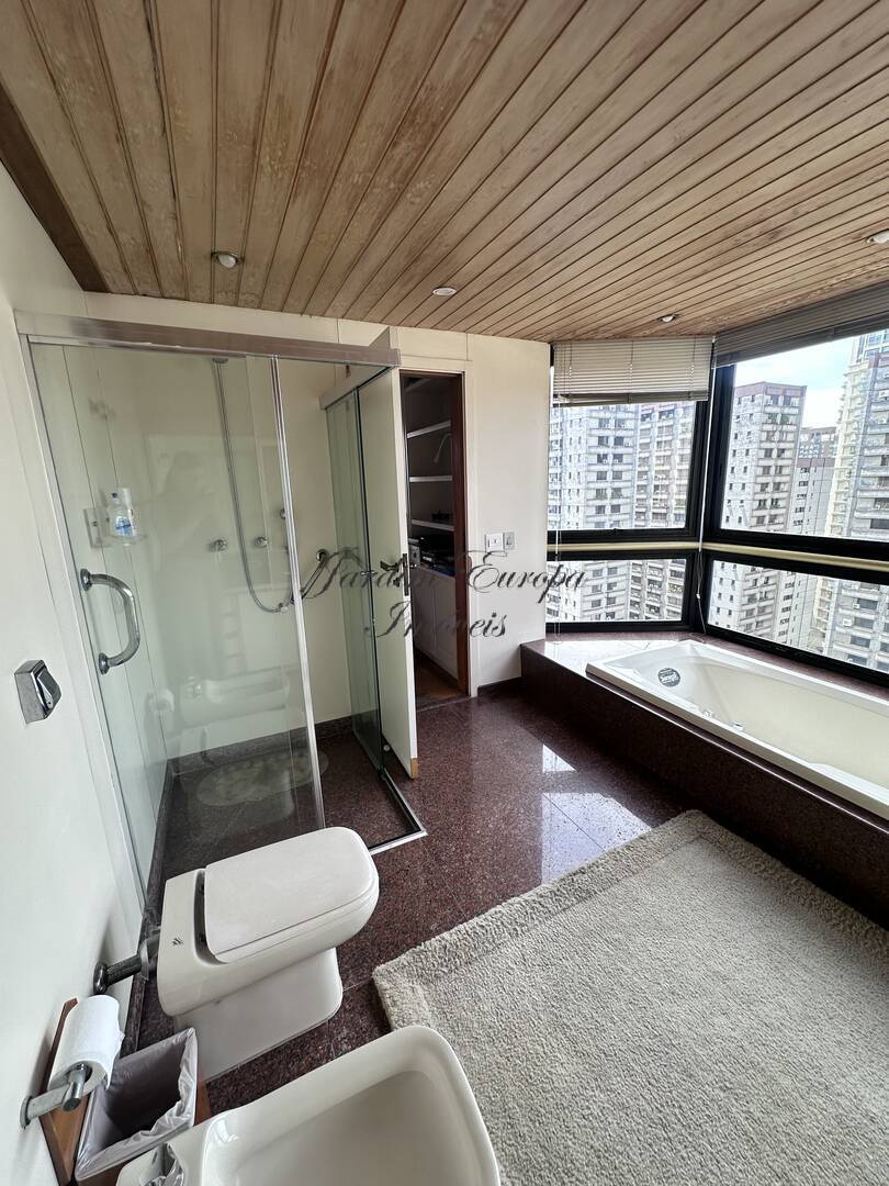 Apartamento à venda com 3 quartos, 280m² - Foto 18