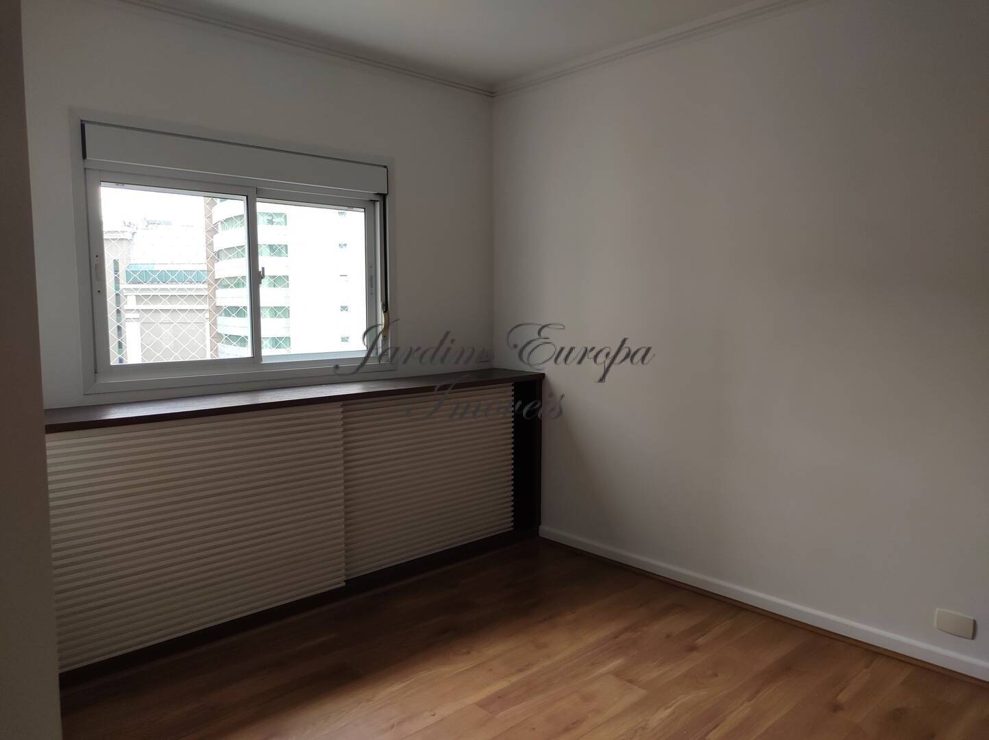 Apartamento para alugar com 3 quartos, 140m² - Foto 16