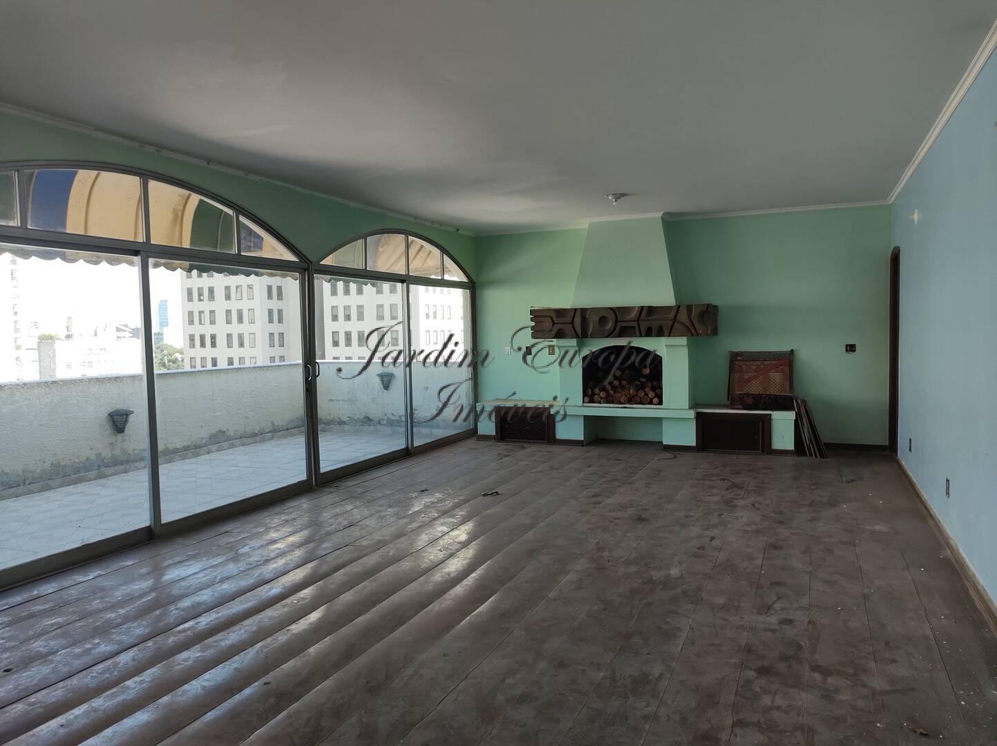 Apartamento à venda com 3 quartos, 247m² - Foto 4