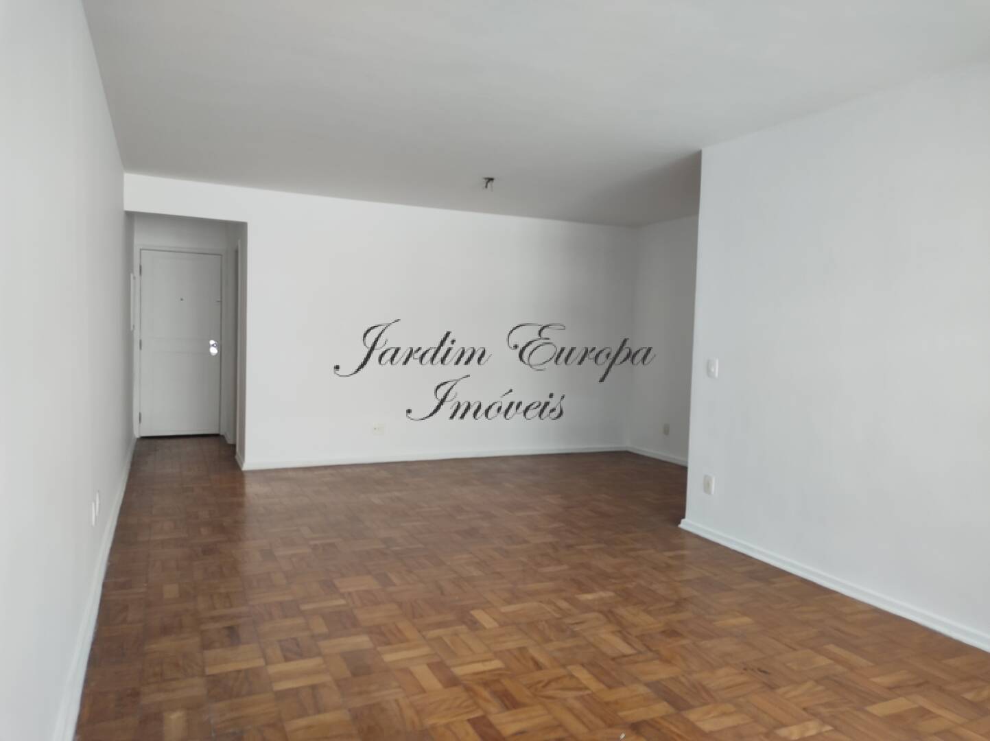 Apartamento à venda com 3 quartos, 124m² - Foto 1