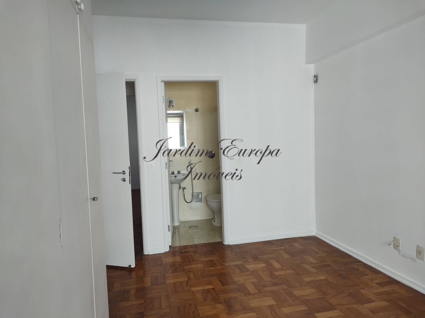 Apartamento à venda com 3 quartos, 124m² - Foto 10