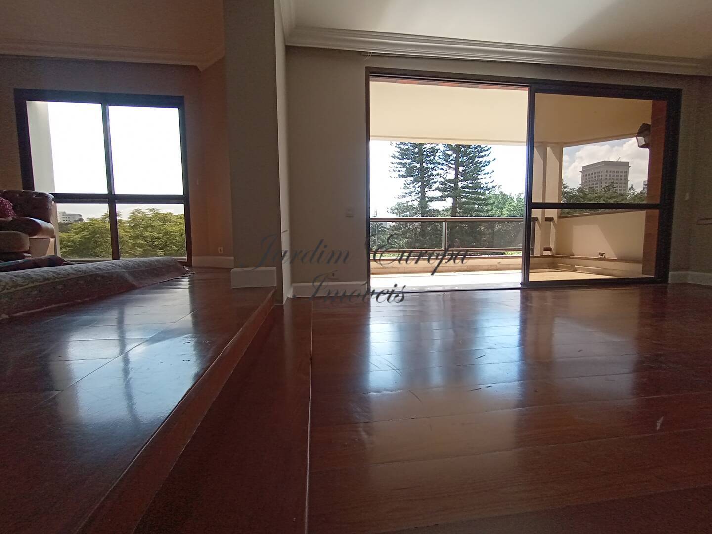 Apartamento para alugar com 3 quartos, 265m² - Foto 3