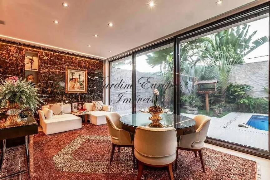 Casa à venda com 5 quartos, 670m² - Foto 9