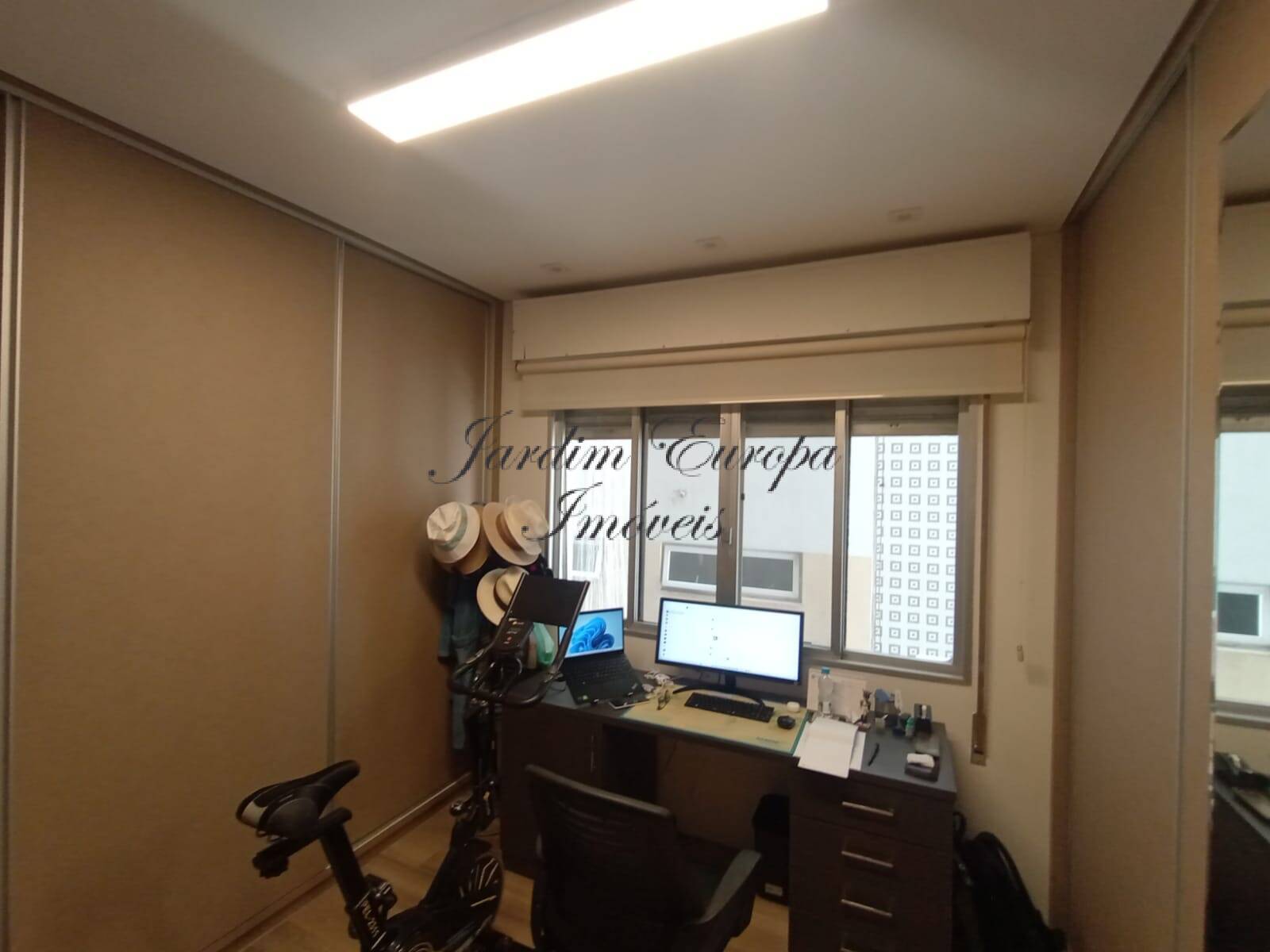 Apartamento à venda com 3 quartos, 142m² - Foto 10