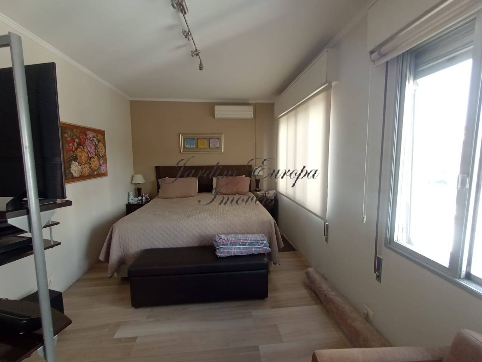 Apartamento à venda com 3 quartos, 142m² - Foto 12