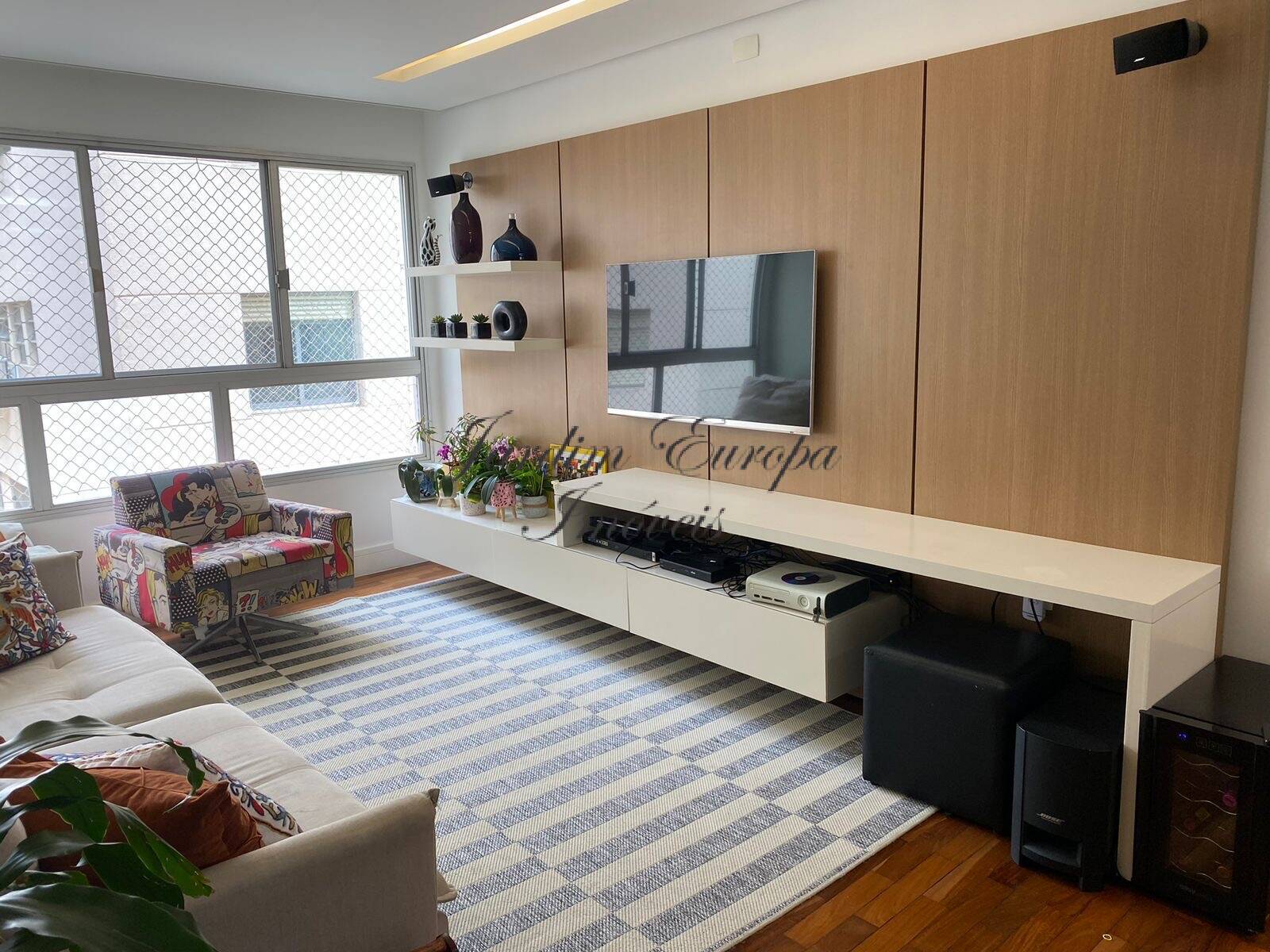 Apartamento à venda e aluguel com 3 quartos, 130m² - Foto 3