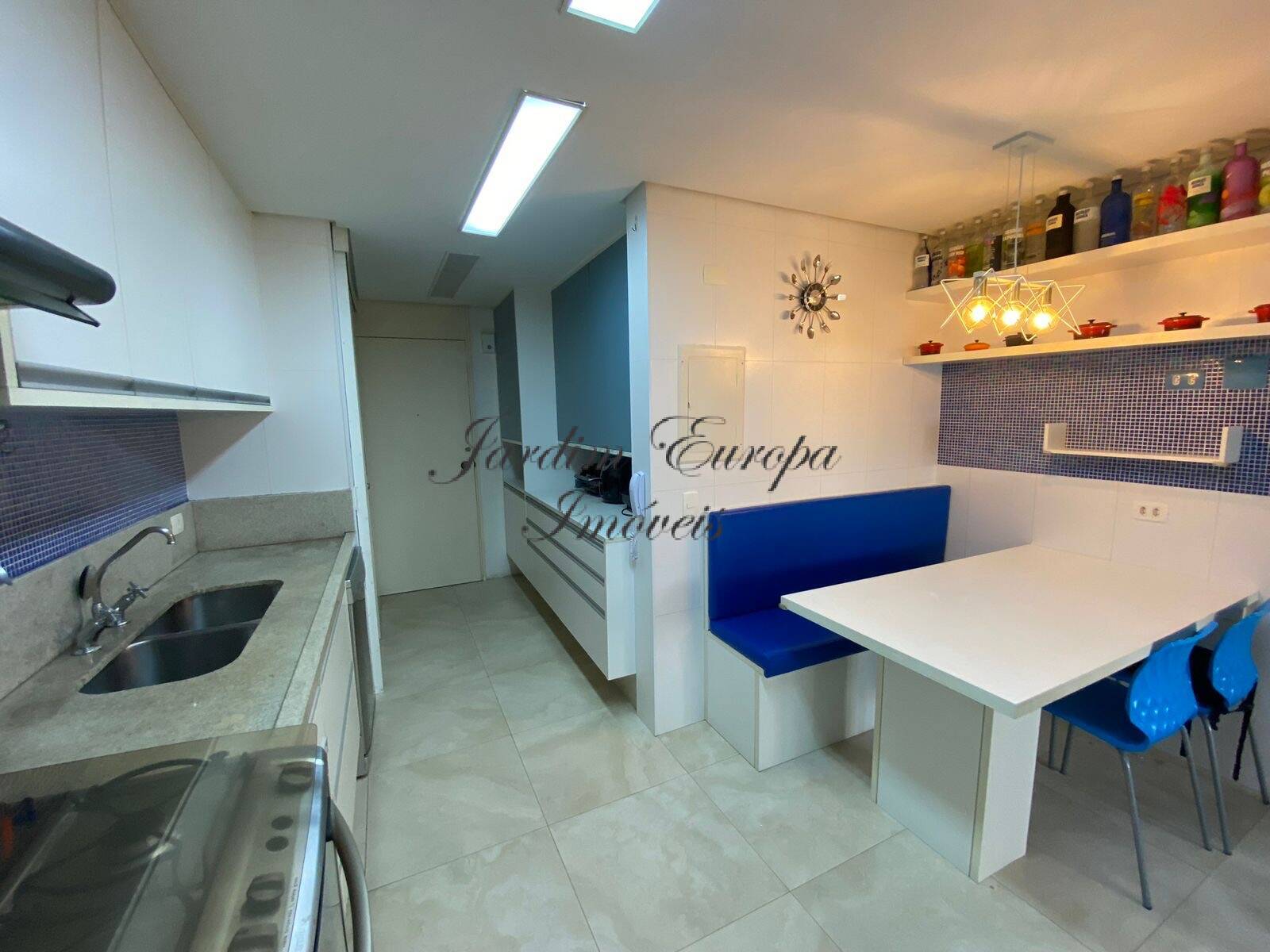 Apartamento à venda e aluguel com 3 quartos, 130m² - Foto 18