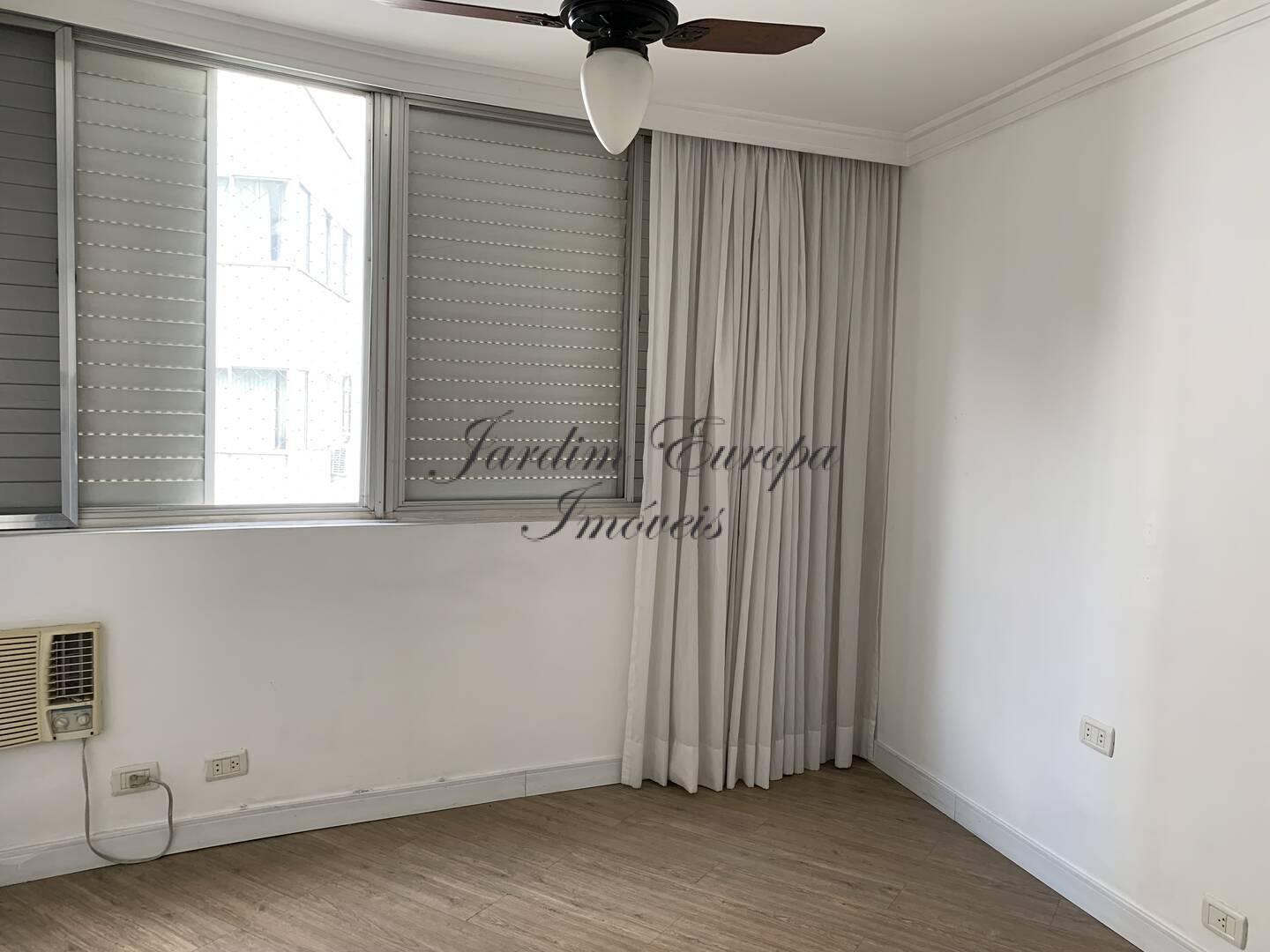 Apartamento à venda com 3 quartos, 178m² - Foto 10