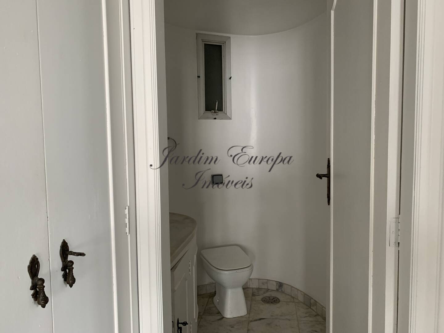 Apartamento à venda com 3 quartos, 178m² - Foto 12