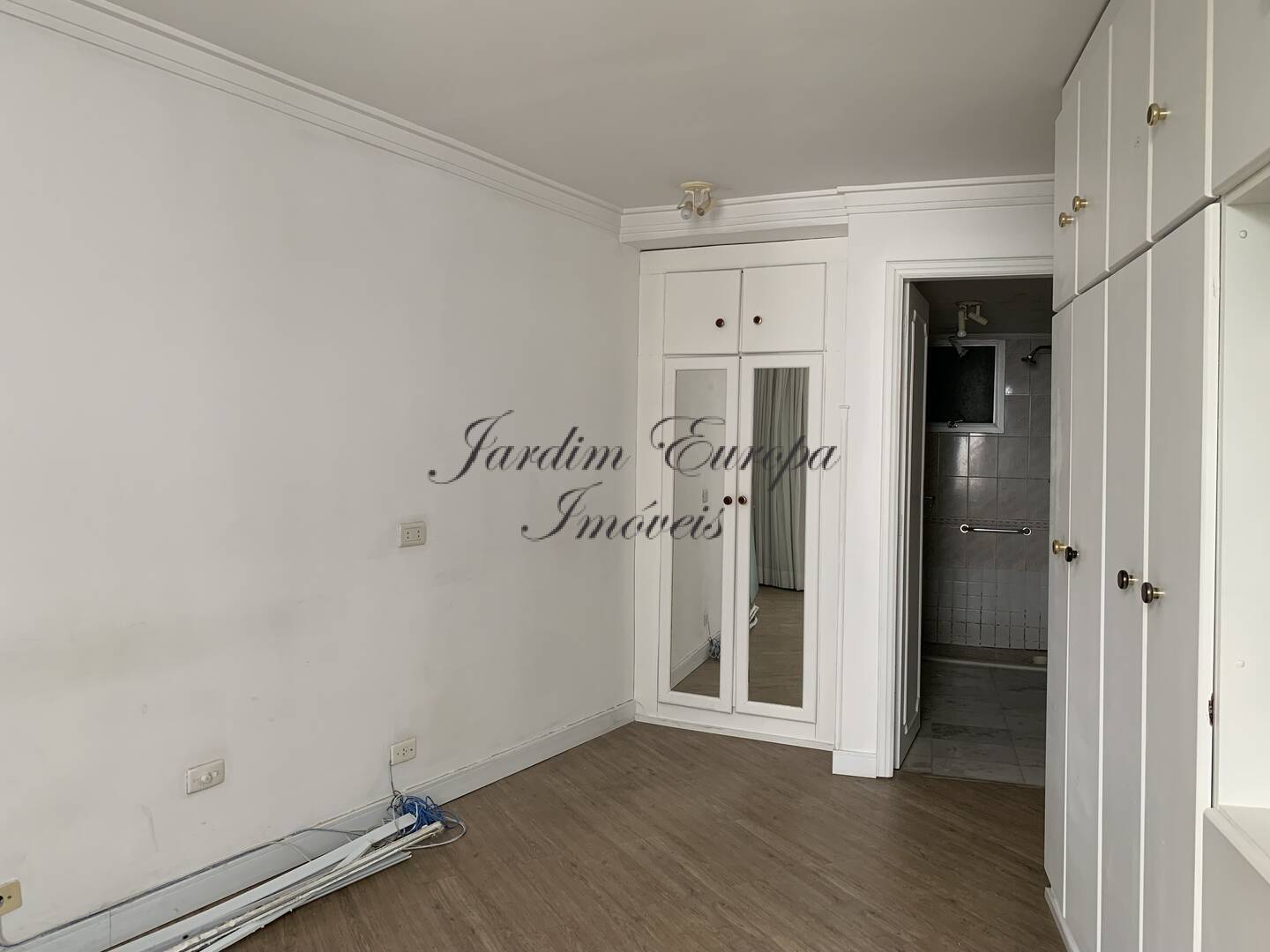 Apartamento à venda com 3 quartos, 178m² - Foto 19