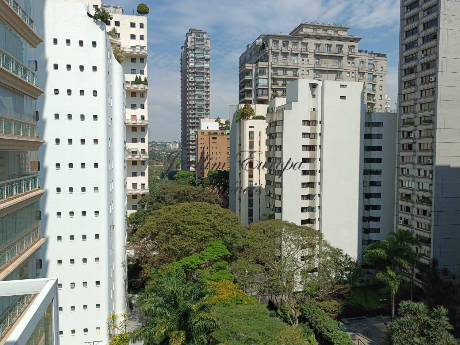 Apartamento à venda e aluguel com 1 quarto, 126m² - Foto 4