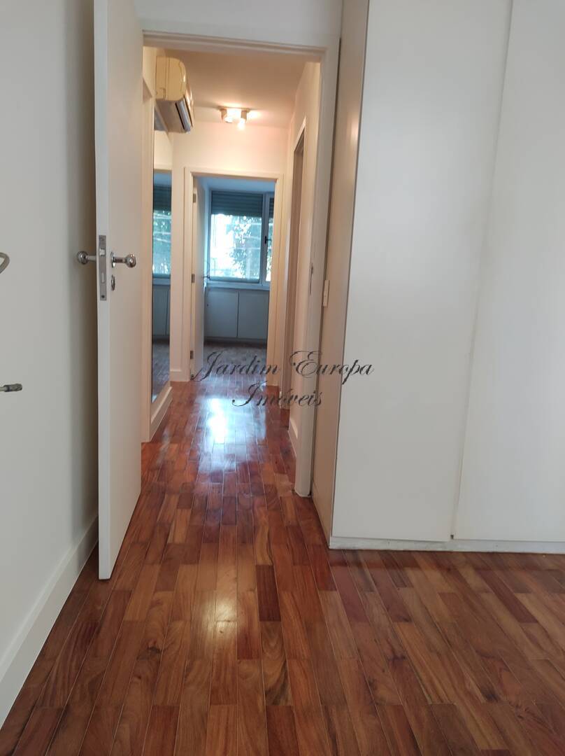 Apartamento à venda com 2 quartos, 108m² - Foto 13