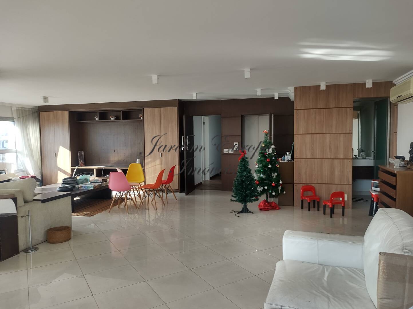 Apartamento à venda e aluguel com 3 quartos, 268m² - Foto 3