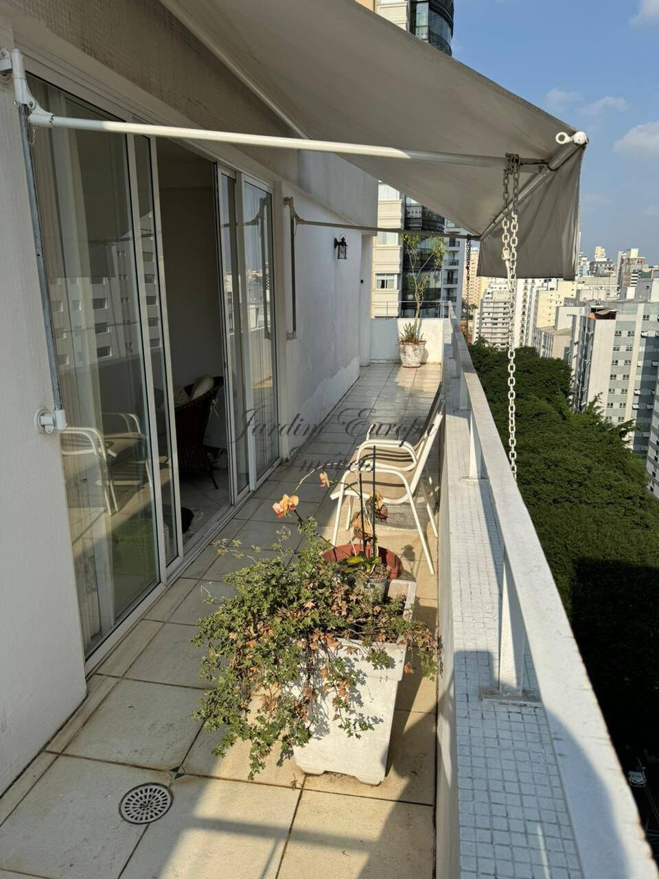 Apartamento para alugar com 2 quartos, 141m² - Foto 1