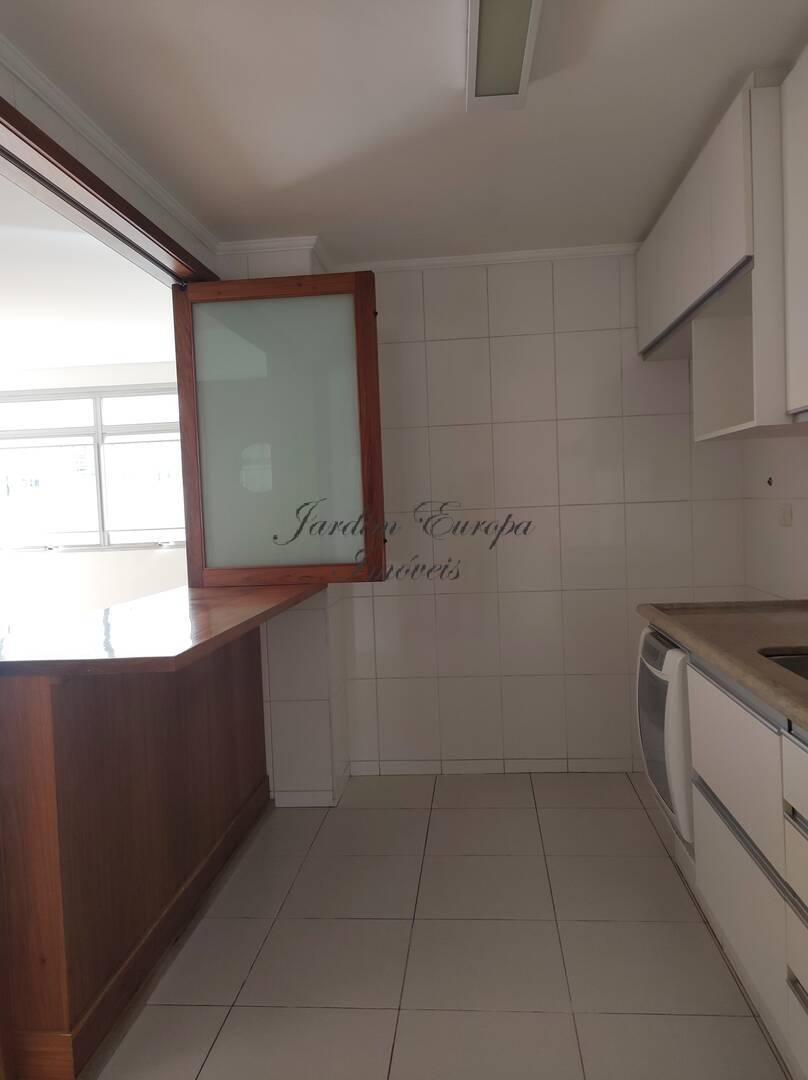 Apartamento à venda e aluguel com 3 quartos, 130m² - Foto 29