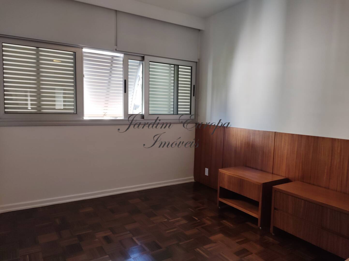 Apartamento à venda e aluguel com 3 quartos, 130m² - Foto 21